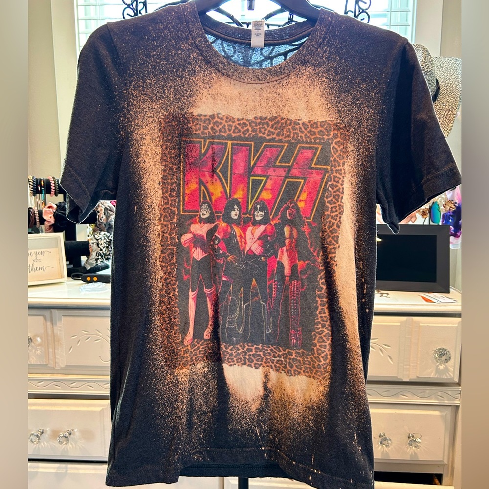 KISS tee shirt